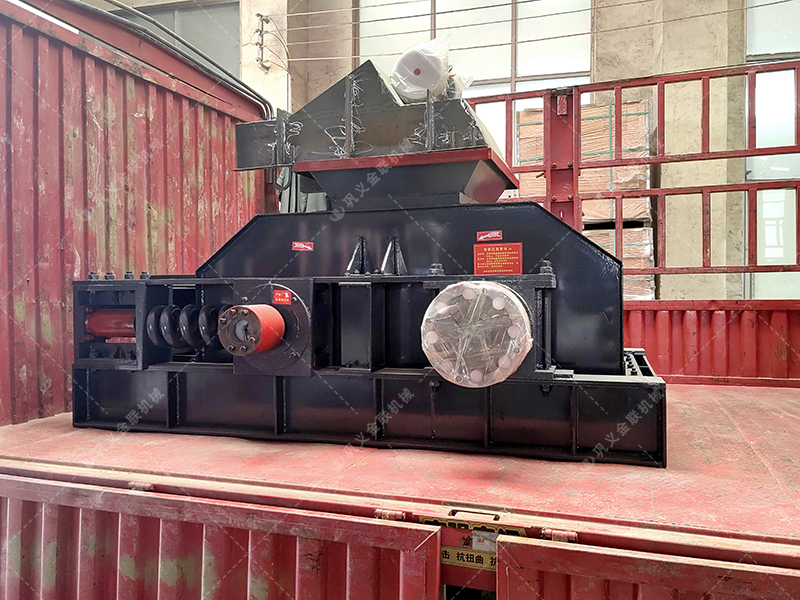 中型弹簧式对辊9I免费看片设备发往浙江