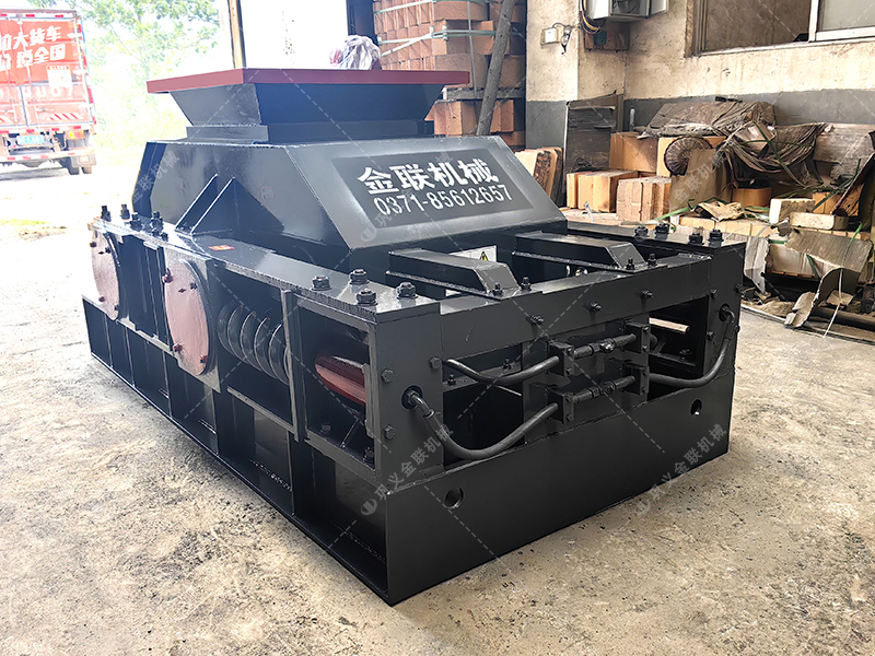 中型弹簧式对辊9I免费看片设备发往浙江