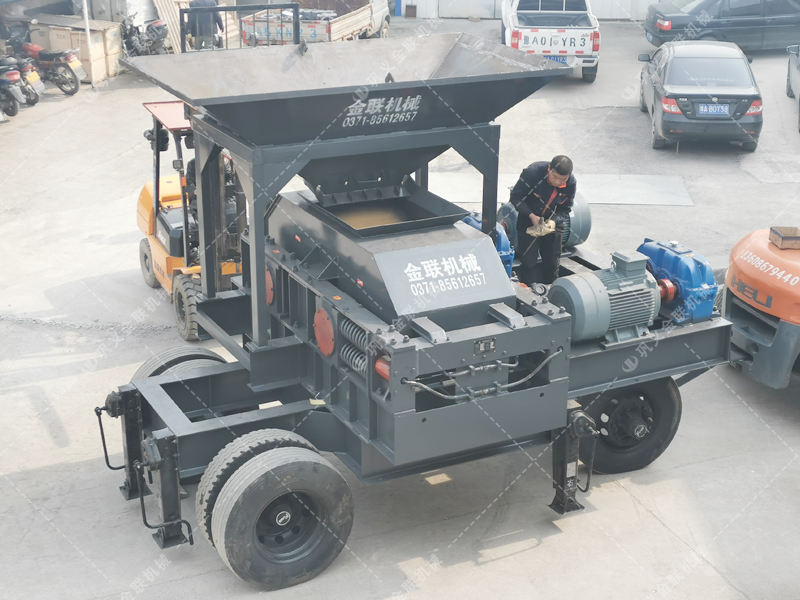 大型移动式对辊9I免费看片设备发往浙江