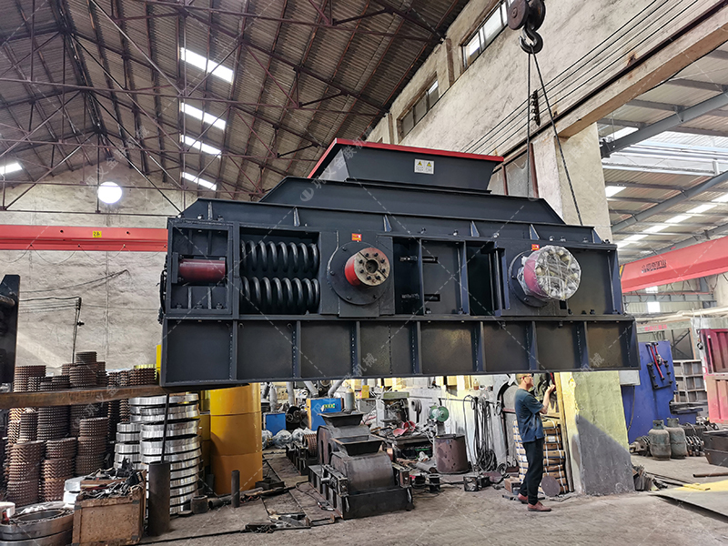 2PG1500x1000大型对辊9I免费看片发往陕西