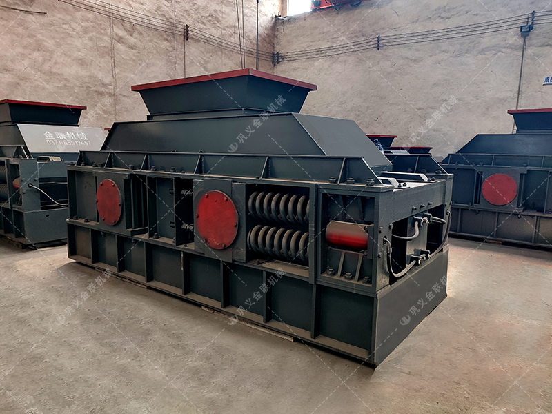 2PG1200x800型半自动液压对辊9I免费看片发往四川