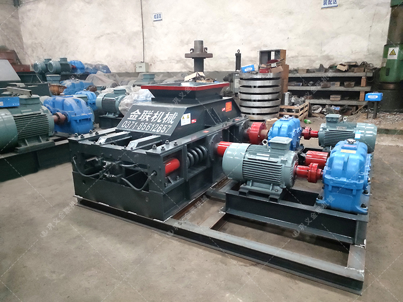 中小型直连式对辊9I免费看片发货两台 发往河南