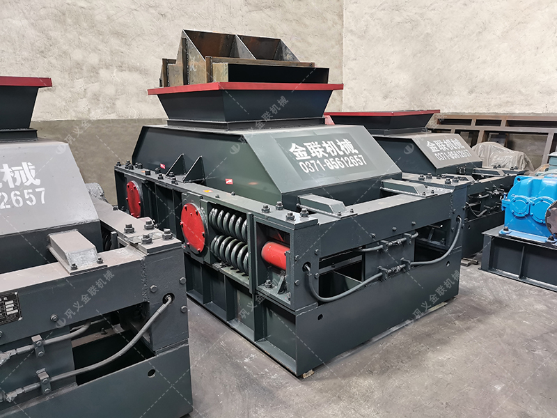 半自动2PG1200x800大型液压对辊9I免费看片发往河南郑州