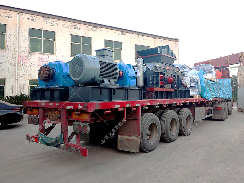 在挑选白云石对辊9I免费看片生产厂家时，该考虑哪些因素呢？