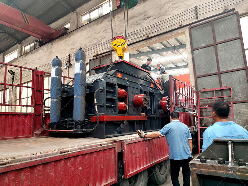 如何通过液压对辊9I免费看片实现石英石的2mm准确破碎? 如何通过液压对辊9I免费看片实现石英石的2mm准确破碎?